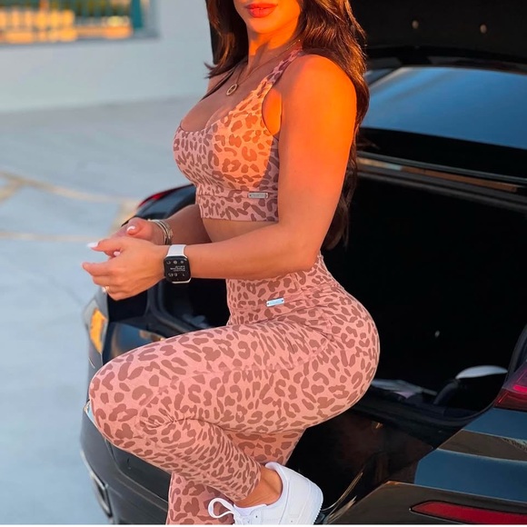 Bombshell Sportswear Pants - Bombshell sportswear set size M